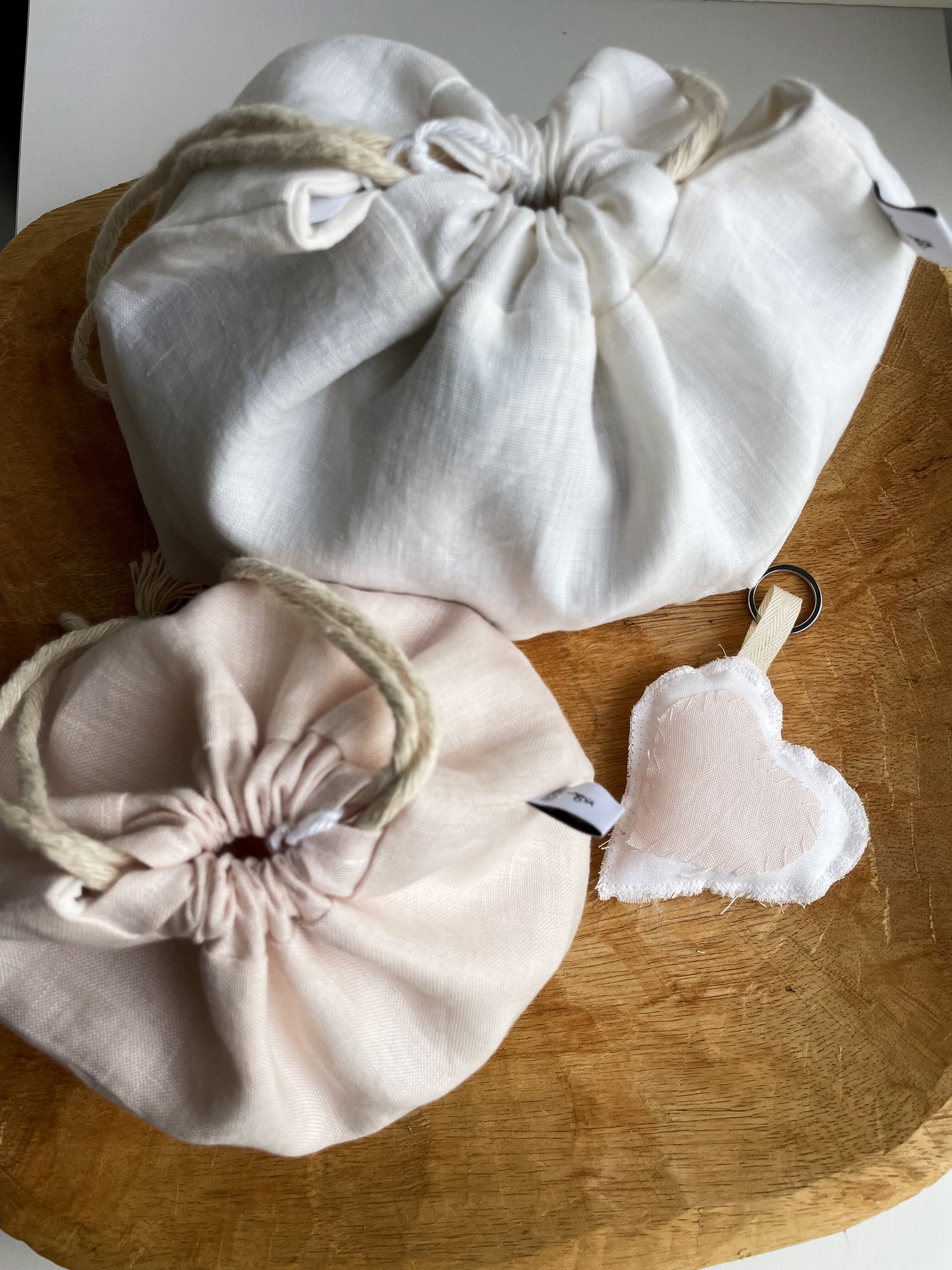 Linen lover Starter box (medium) White and pink