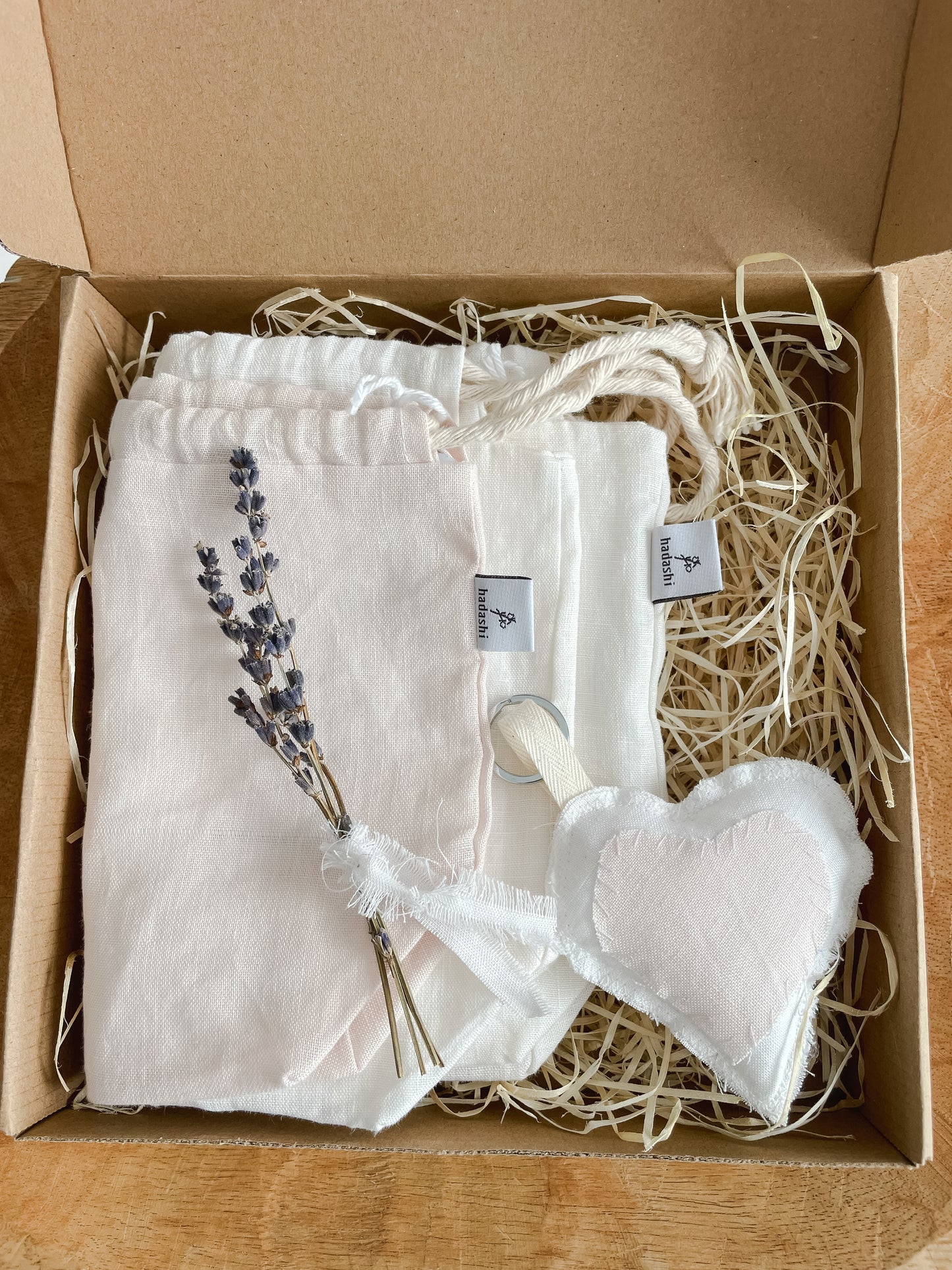 Linen lover Starter box (medium) White and pink